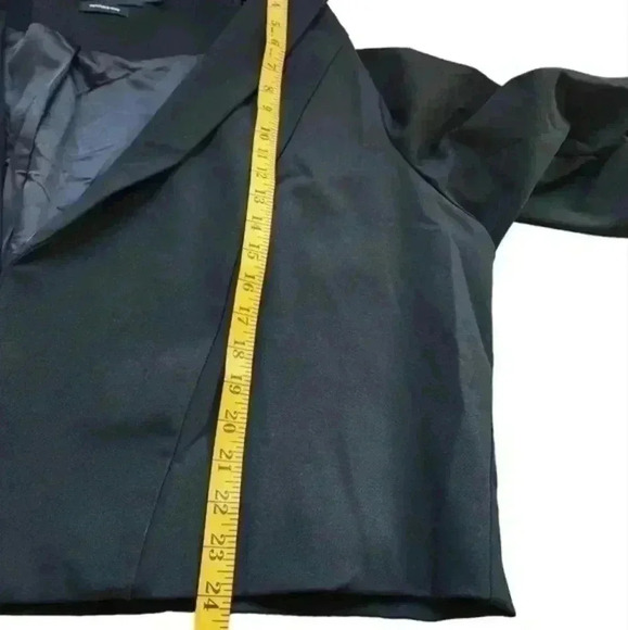 Torrid Studio Luxe Woven Open Front Blazer Deep  Crop Black Women's Plus size 5X - Picture 14 of 14